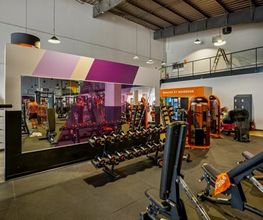 Basic-Fit 24/7 image 1
