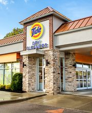 Tide Cleaners image 18