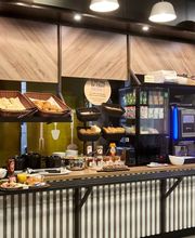 B&B HOTEL Paris Saint-Denis Pleyel image 11