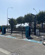 Electra Charging Station image 3