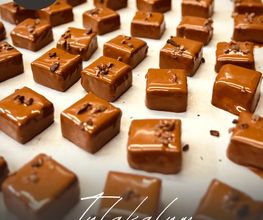 Le Chocolat Noir image 7