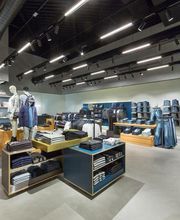 Calvin Klein Jeans immagine 5