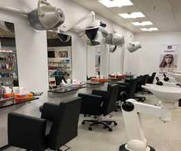 Gmelin Intercoiffure Bild 2