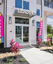 Solay Horizon West Apartments image 19