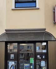 Aussenansicht der Elch-Apotheke