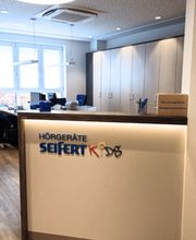 Empfangsbereich Hörgeräte Seifert Kinder-Hörzentrum