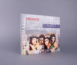 Die BRAVO Legenden Vol. 17 - enthält alle Berichte, Artikel, Poster, Starschnitte und Bilder zu Slade. Alles was je in BRAVO über Slade berichtet wurde. Ein Muss für Sammler und Fans!