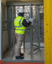 Sicherheit auf der Baustelle ist oberste Priorität. Swissallsecurity sorgt bei Bausstellenbewachung für reibungslosen Ablauf.