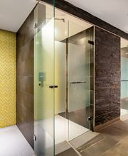 Wellness Bereich im Holmes Place Fitness Lübeck