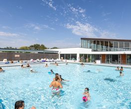 Piscine Aqua'val Sèvre image 1
