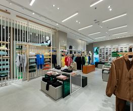 Lacoste Lille Euralille image 2