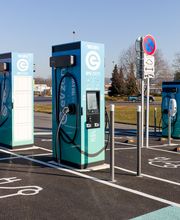 EVzen Station de recharge Villers Semeuse - La Halle