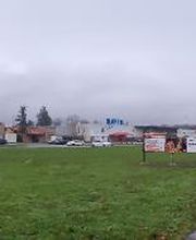 Weldom Salbris image 3