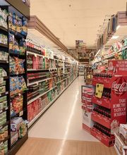 Holiday Farms Supermarket image 3