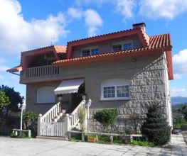 194676-fincas-cerdeira-casas-1_image.jpg