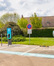 EVzen station de recharge Maxi Champignelles