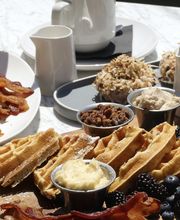 Wade's Landing image 20