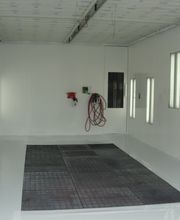 MAPLE LEAF AUTO BODY INC. image 2