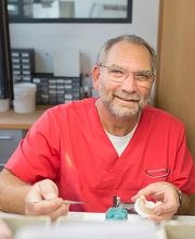 MVZ Zahnmedizinisches Team am Aegi GmbH Bild 20