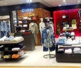 GUESS imagen 4