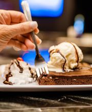 Star Cinema Grill image 7