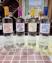 T & R Wines & Liquors image 17