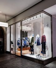Tommy Hilfiger Bild 2