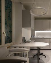 Amavita-La-Harpe-service-room