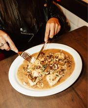 Vincenzos NY Pizza image 13