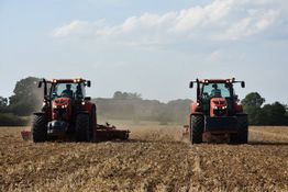Agri Location Moussy