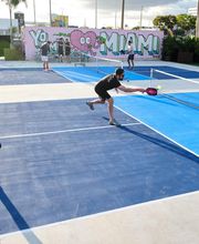 Sip & Pickle - Pickleball Social Club image 6