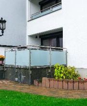 Edelstahlbalkon Geländer mit Glasscheiben