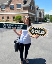 Red Dog Realty NY image 9