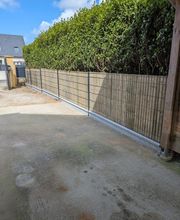 S.J. Jardins image 17