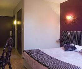 Tropic Hotel image 9