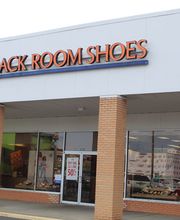 Exterior Shot of Store/Building (Wide Shot)