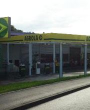 AGROLA Tankstelle in Treyvaux. Station-service à Treyvaux. Station service couverte. Überdacht. 