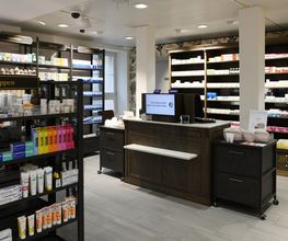Pfauen Apotheke