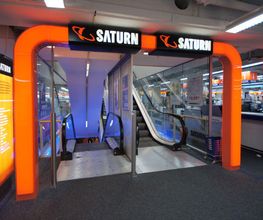 SATURN - GESCHLOSSEN Bild 1