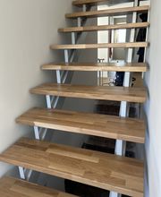 treppe eiche aufgesattelt (2).jpg