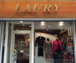 Laury Boutique image 11