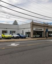 Aston Martin Summit image 20