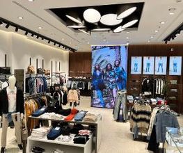 GUESS immagine 6