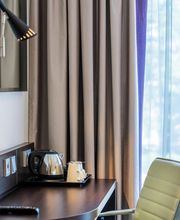 Premier Inn Germany desk