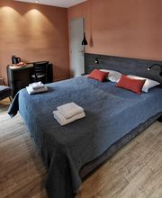 Hotel Restaurant le Pont Neuf image 3