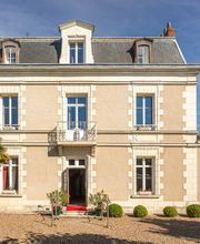 Le Pavillon Des Lys image 3