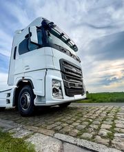 HDF trucks Ford concessionnaire image 2