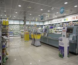 caissier-pharmacie-sun-store-martigny-cristal