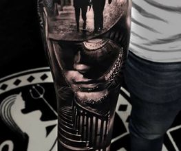 Dark Grey Tattoo Bild 5