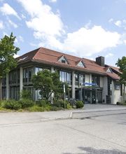 Raiffeisenbank München-Süd eG, Hauptstelle Forstenried Bild 1